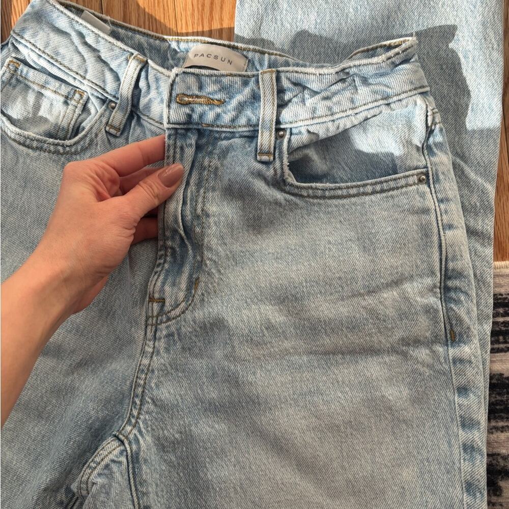 PacSun Women's Light Blue Straight Leg Jeans - Picture 3 of 6